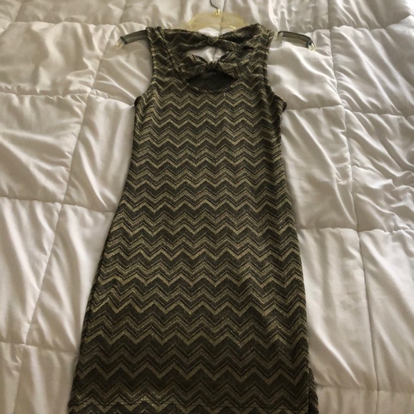 Party dress - Picture 2 of 2